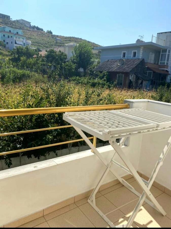 Apartmet Dritan Belulaj Apartamento Orikum Exterior foto
