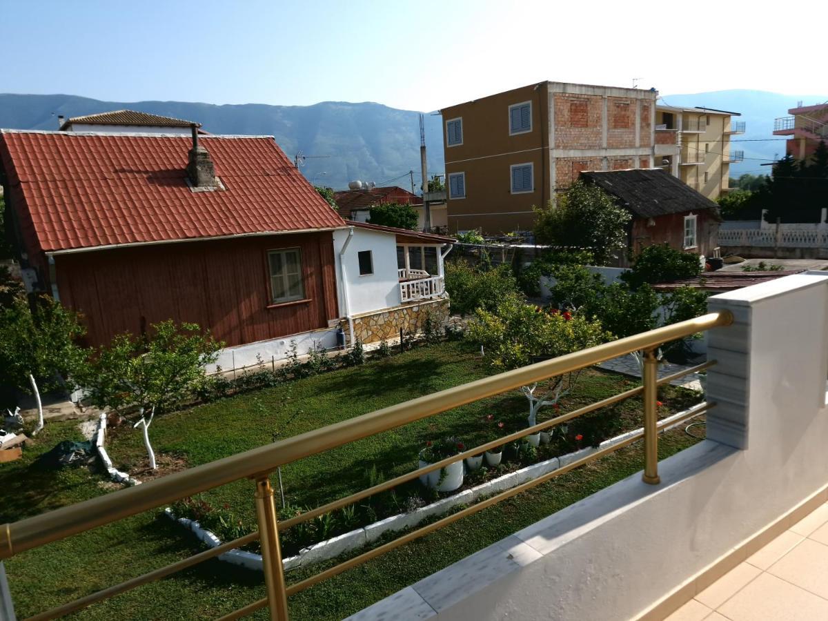 Apartmet Dritan Belulaj Apartamento Orikum Exterior foto